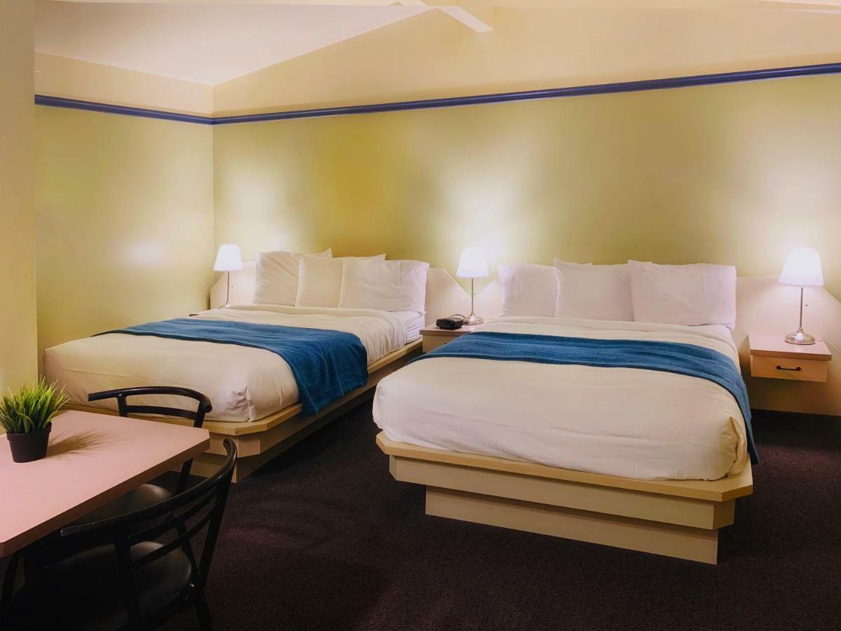 Motel La Cheminee Сен-Жером Екстер'єр фото